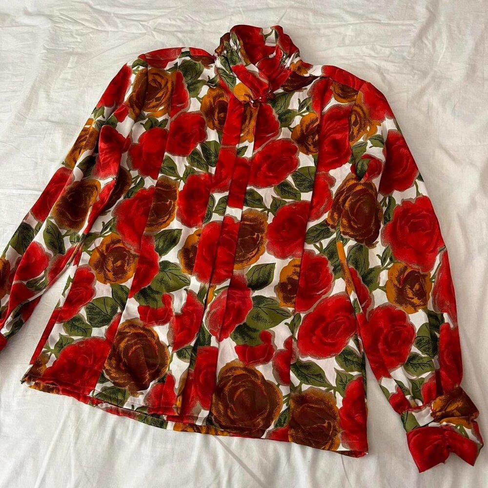 vintage digital rose button up